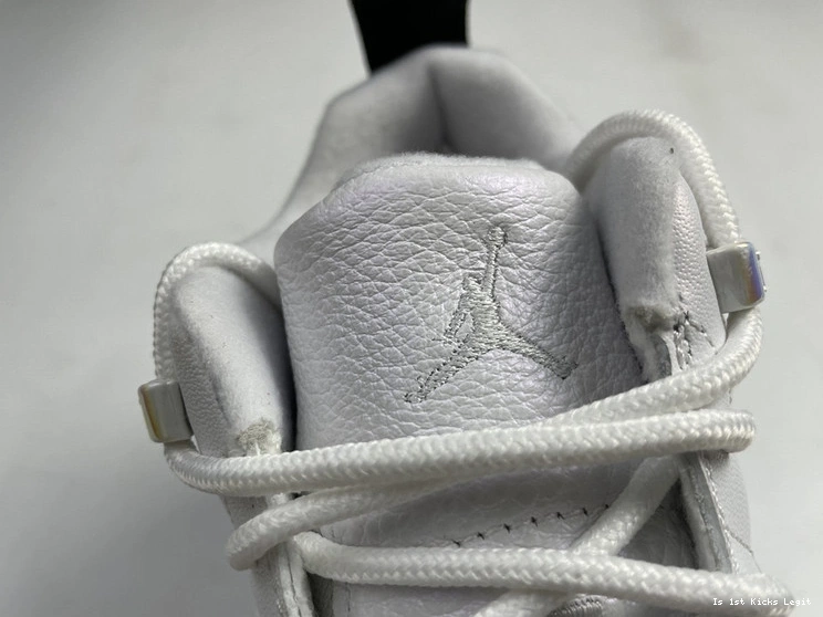 DB0733-190 Low (2021) - Easter 12 Jordan Retro 0403